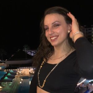 Meet your Posher, Allison